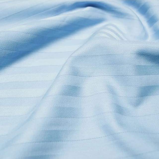 Комплект постельного белья Жемчужина светло-голубой страйп-сатин - фото 2