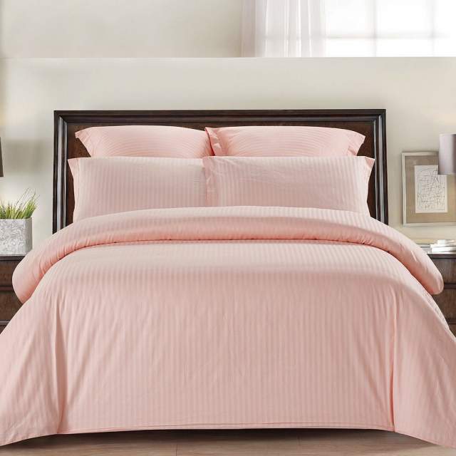 Комплект постельного белья Жемчужина розовый страйп-сатин - фото 1